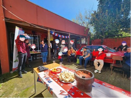 Con juegos y comidas típicas celebraron Fiestas Patrias en La Casona de Talca