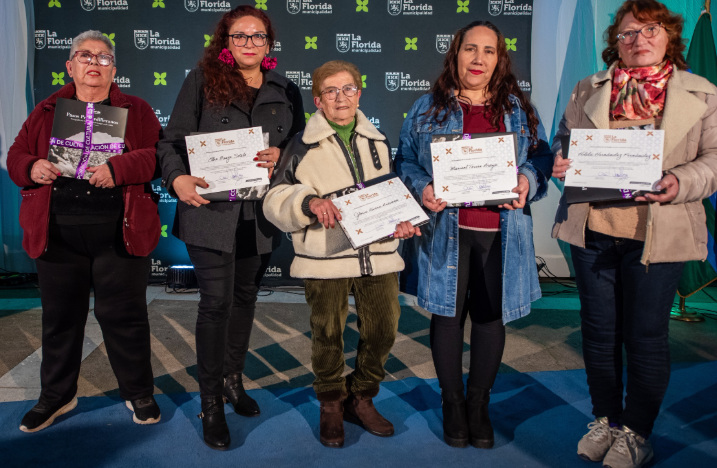 Presidenta del Centro Cultural La Casona de los Jóvenes fue destacada por la Municipalidad de La Florida en el Día del Dirigente Social y Comunitario